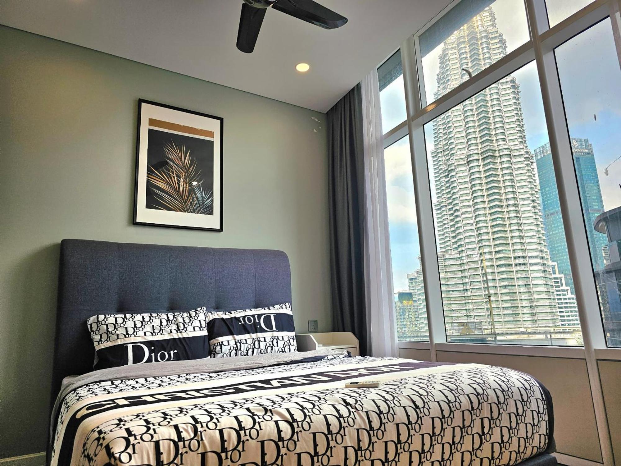 De Apartment Sky At Klcc กัวลาลัมเปอร์ ภายนอก รูปภาพ